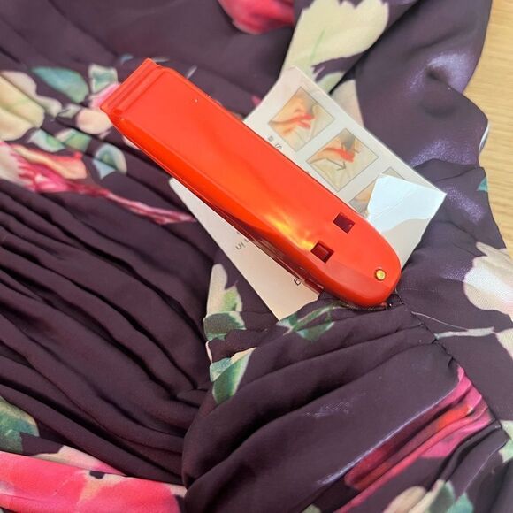 Mac Duggal 2634 Plum Purple Floral Print One Sleeve Slit Gown Size Small NWT - Picture 11 of 11